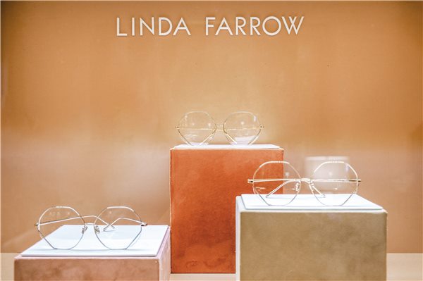 琳达・法罗(Linda Farrow) 2020春夏系列50周年特别款（图片来源：品牌提供）